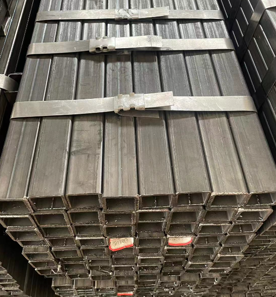 房山工业用梯子 镀锌管焊接梯子 铁梯子方管梯