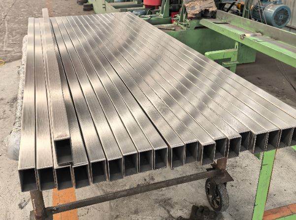 房山建筑工程行业用不锈钢无缝钢管